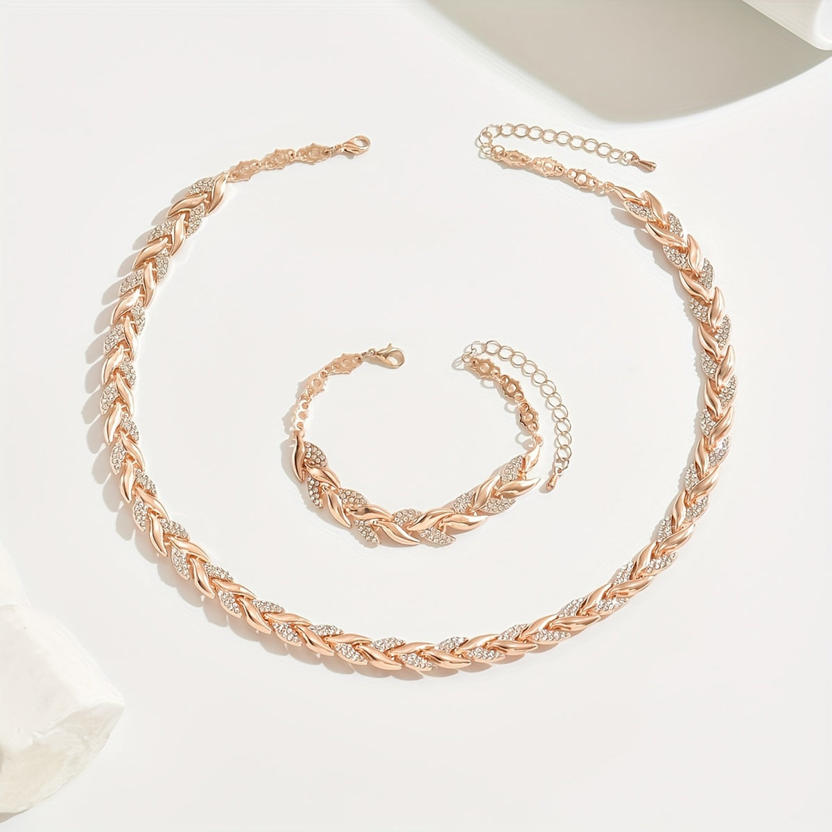 Claudine Sæt: Elegant Halskæde + Armbånd