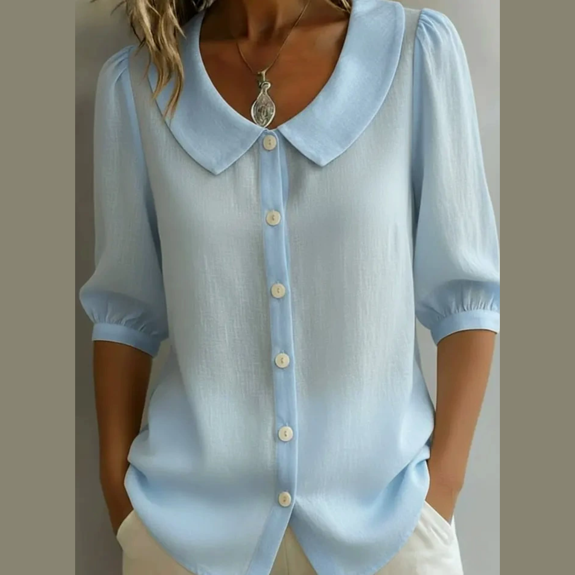 Komfortabel Bluse med Elegant Peter Pan-Krave